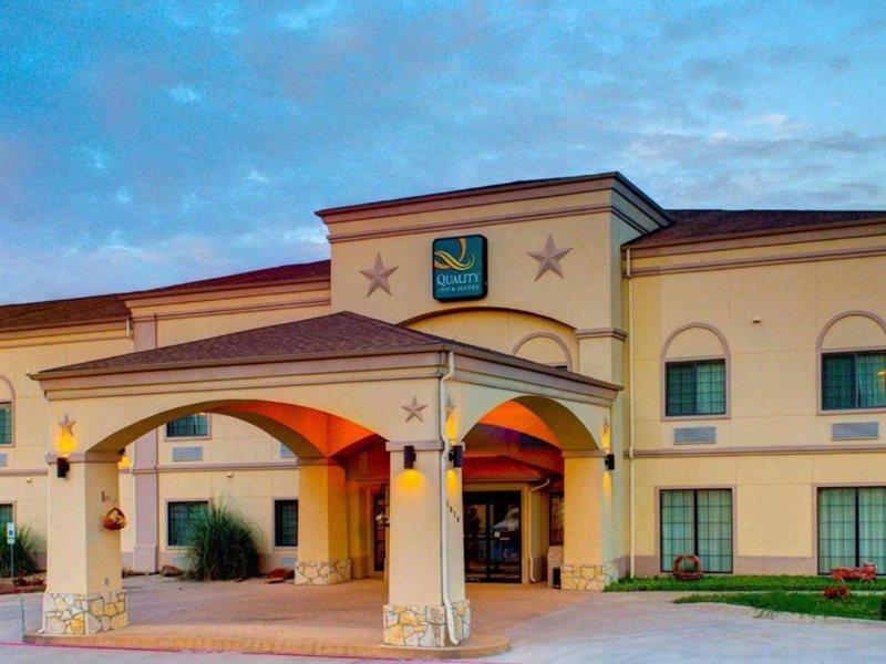 Quality Inn & Suites - Glen Rose Eksteriør billede