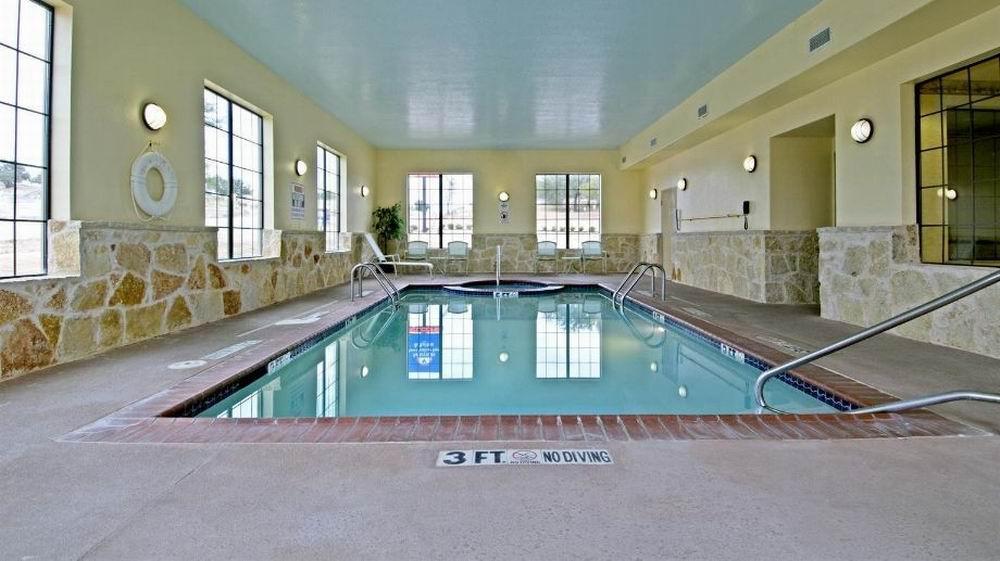 Quality Inn & Suites - Glen Rose Eksteriør billede