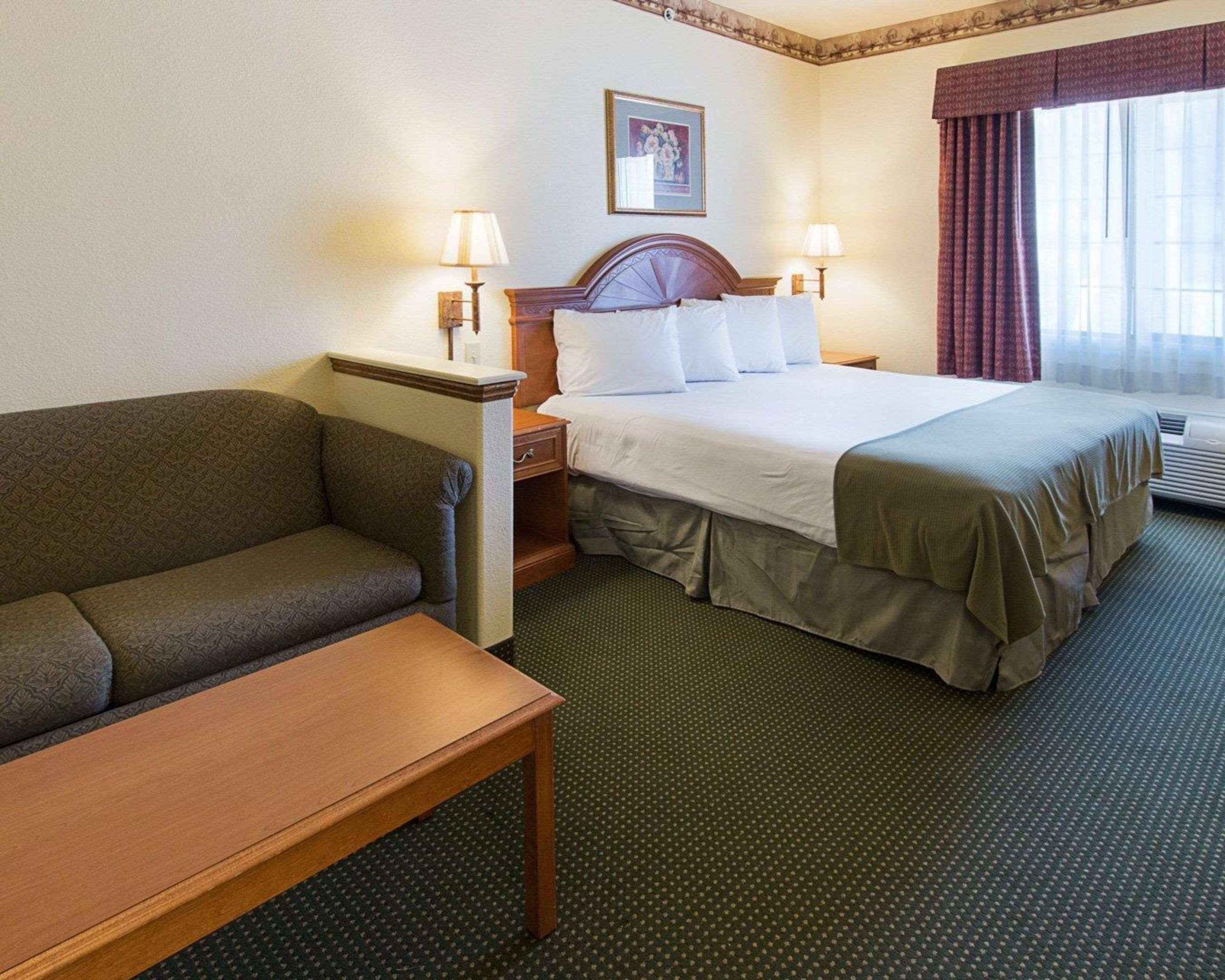 Quality Inn & Suites - Glen Rose Eksteriør billede