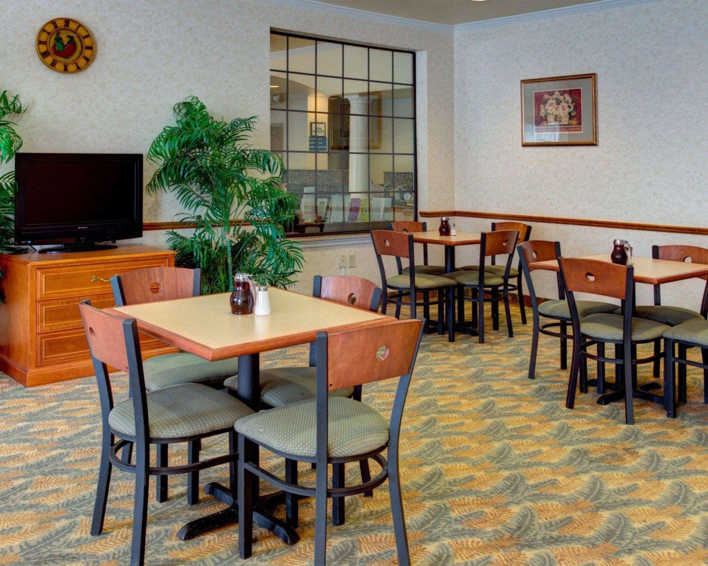 Quality Inn & Suites - Glen Rose Eksteriør billede