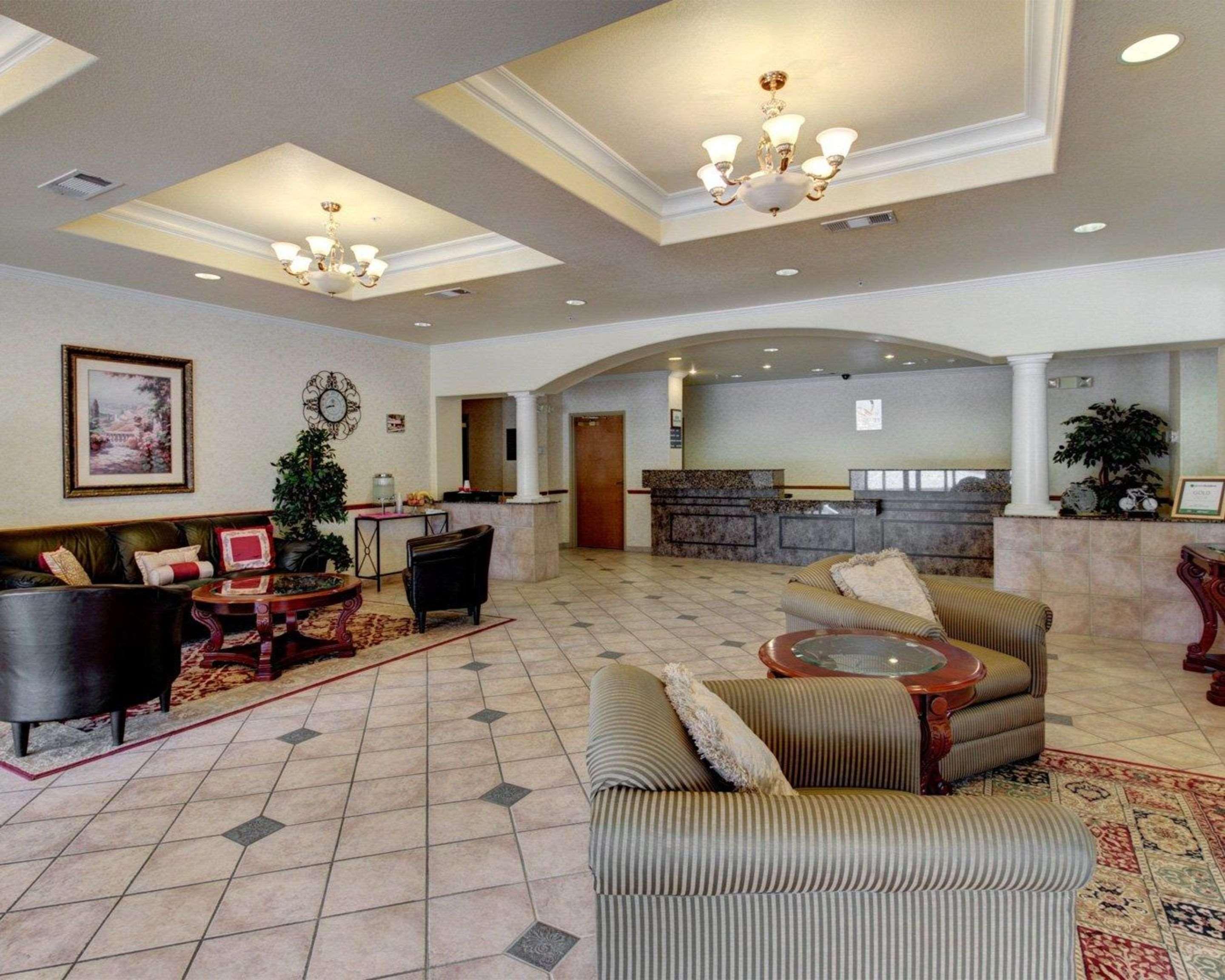 Quality Inn & Suites - Glen Rose Eksteriør billede