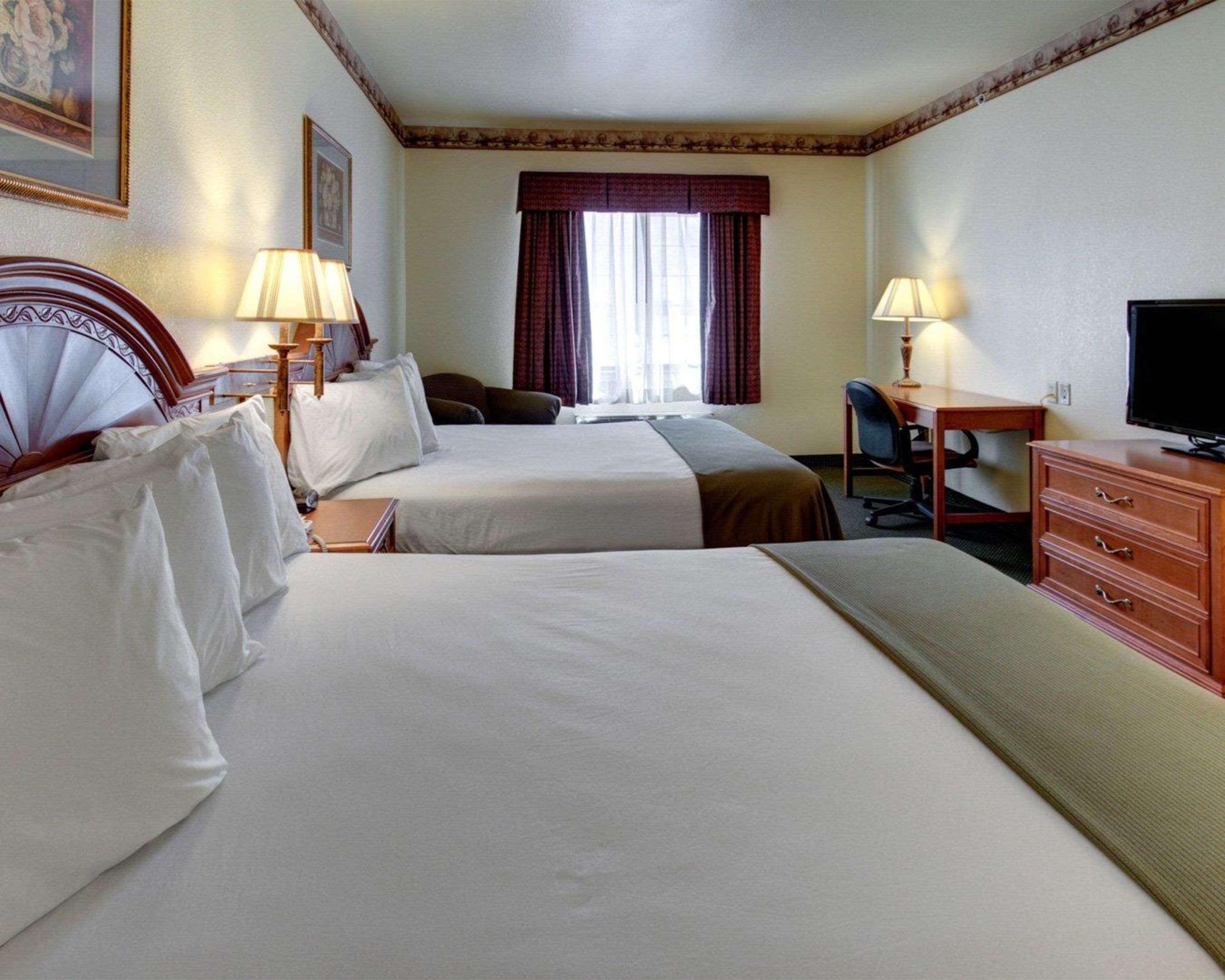 Quality Inn & Suites - Glen Rose Eksteriør billede